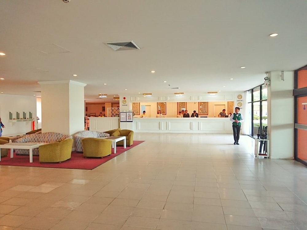 Ambassador City Jomtien Garden Wing Sattahip Bagian luar foto